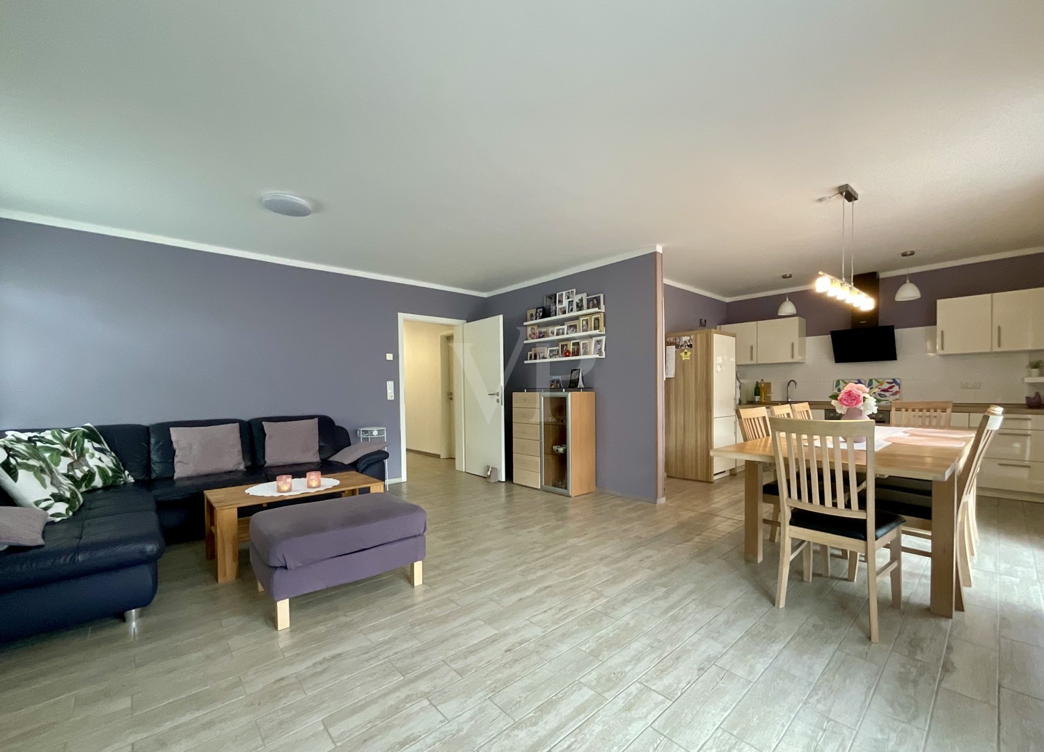 Wohn-/ Esszimmer Einliegerwohnung