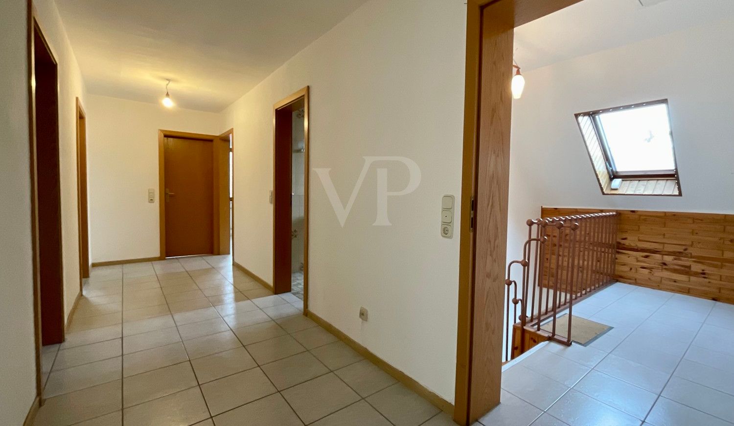 Flur und Galerie in der 1. Etage
