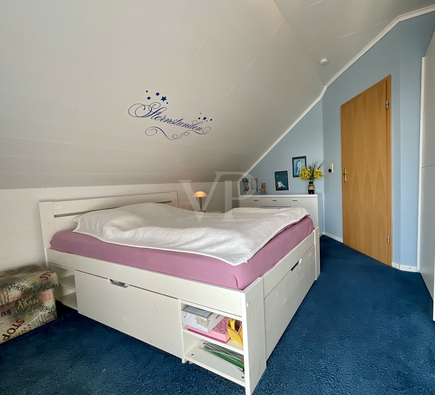 Zimmer 1 mit Zugang zum Balkon