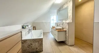 von_poll_real_estate_property_25285016_image_16