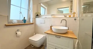 von_poll_real_estate_property_25285016_image_12