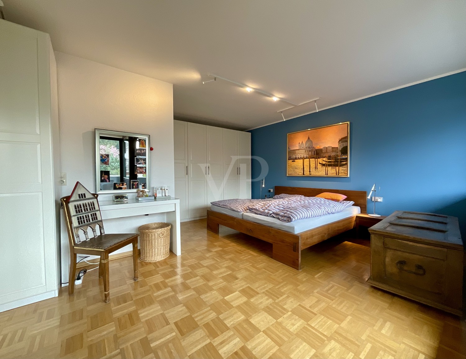 Schlafzimmer mit Balkon