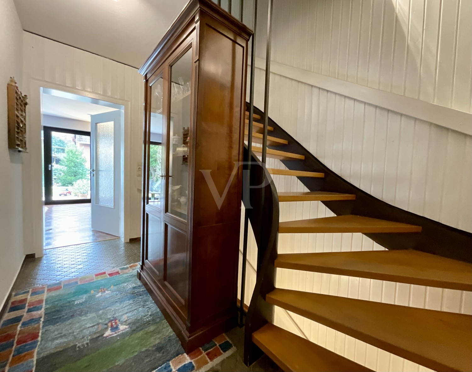 Flur mit Treppe
