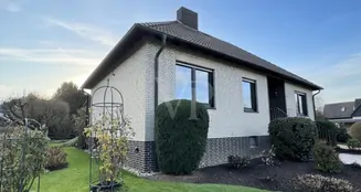 von_poll_real_estate_property_25285048_image_0