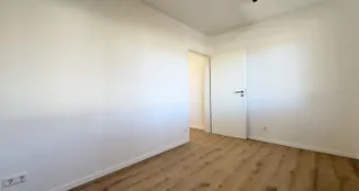 von_poll_real_estate_property_25285036_image_10