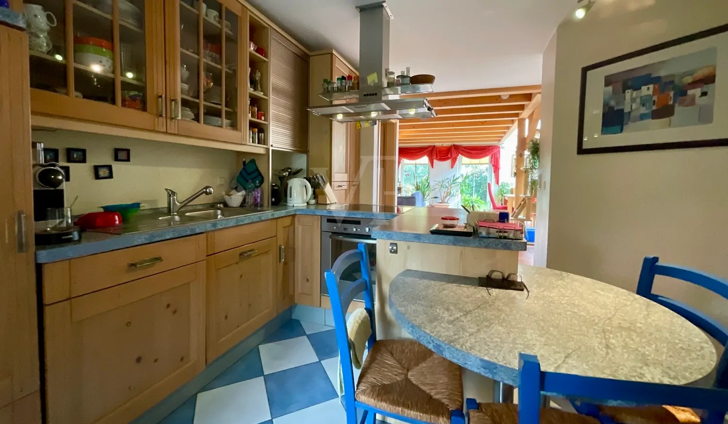 Integrierter Esstisch