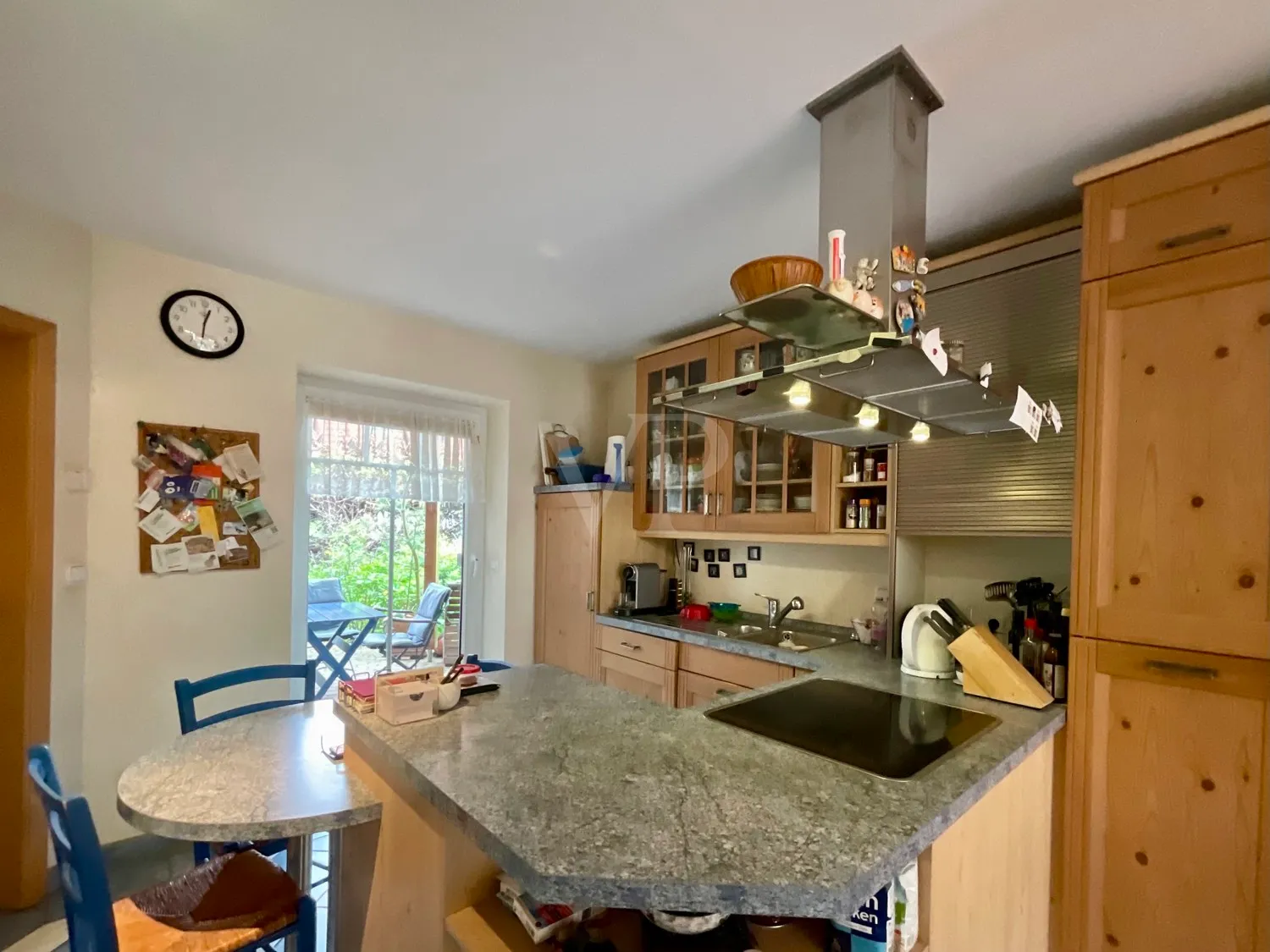 Offen gestaltete Küche