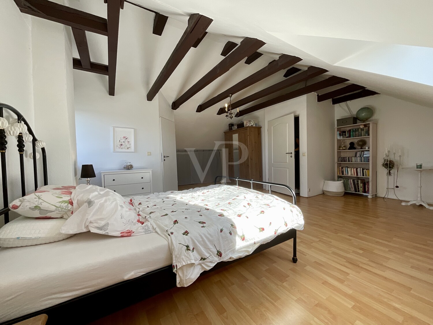 Schlafzimmer DG