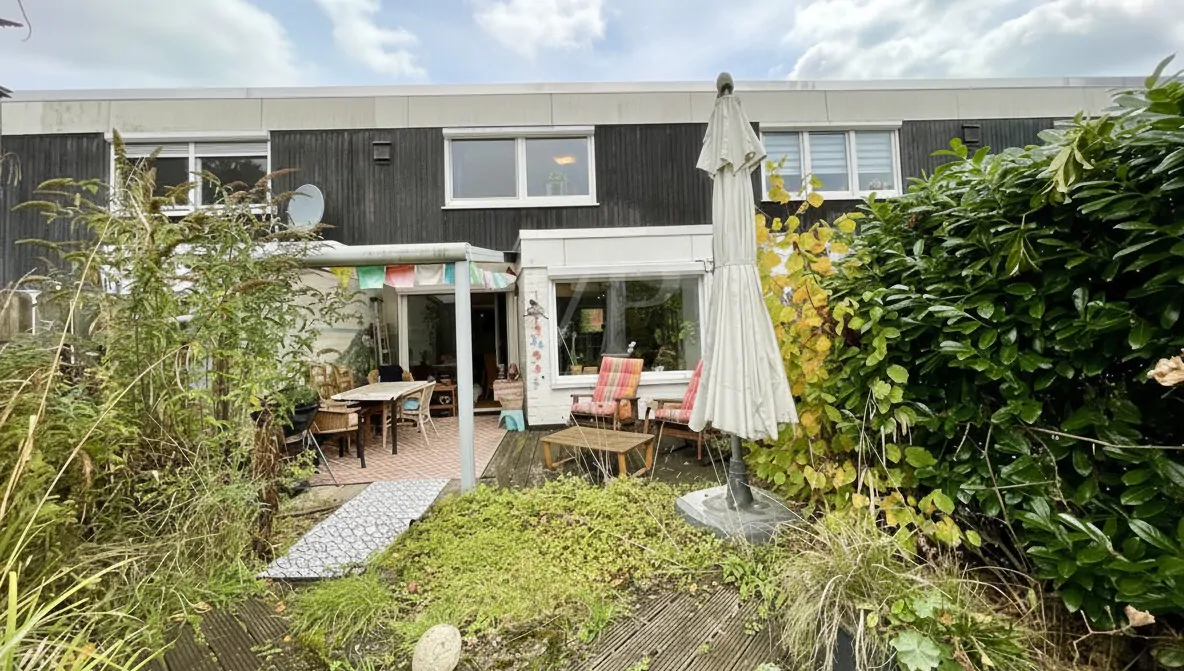 Nur wenige Schritte in den Deister: Gemütliches Reihenhaus in der Wennigser Mark zu verkaufen!