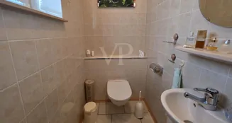 von_poll_real_estate_property_25285035_image_8