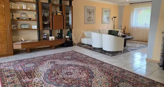 von_poll_real_estate_property_25285035_image_12