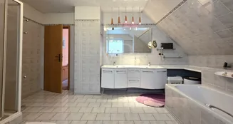 von_poll_real_estate_property_25285035_image_25