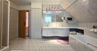 von_poll_real_estate_property_25285035_image_25