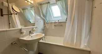 von_poll_real_estate_property_25285046_image_22