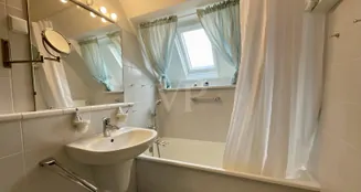 von_poll_real_estate_property_25285046_image_22