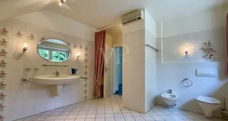 von_poll_real_estate_property_25285030_image_21