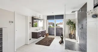 von_poll_real_estate_property_25285037_image_12