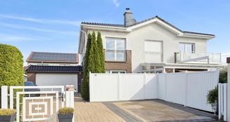 von_poll_real_estate_property_25285037_image_0