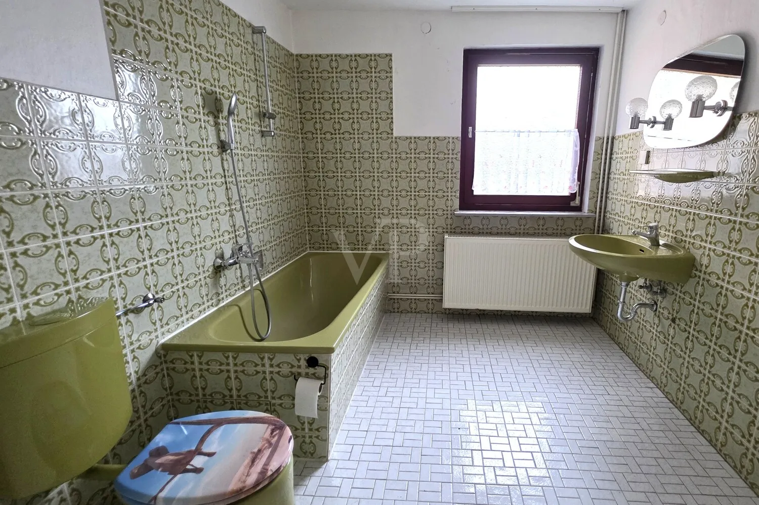 Badezimmer EG (Nr. 50)