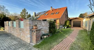 von_poll_real_estate_property_25285047_image_0