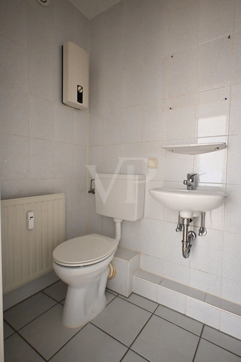 Badezimmer mit Dusche