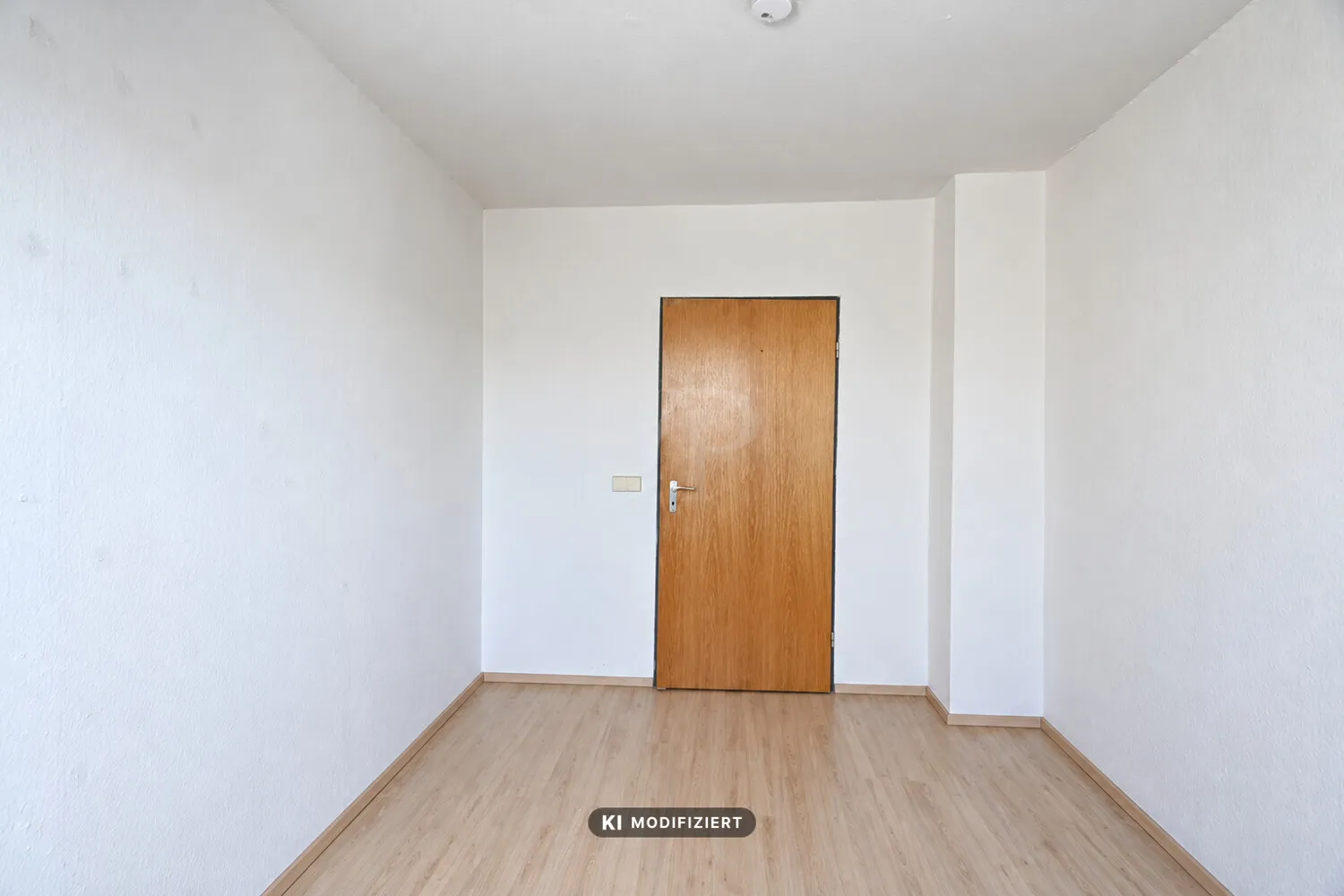 Schlafzimmer DG rechts (virtuell entmöbliert)