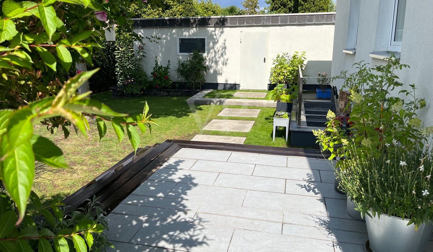 Seitenansicht - Garage