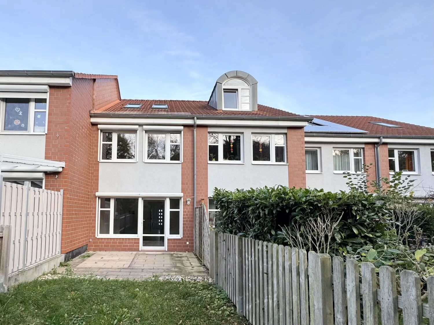 Attractive terraced house near the Deister hills for sale!