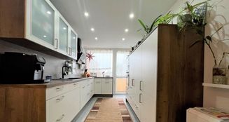 von_poll_real_estate_property_23288007_image_0
