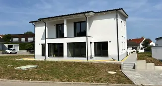 von_poll_real_estate_property_24151018_image_1