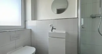 von_poll_real_estate_property_24151018_image_3