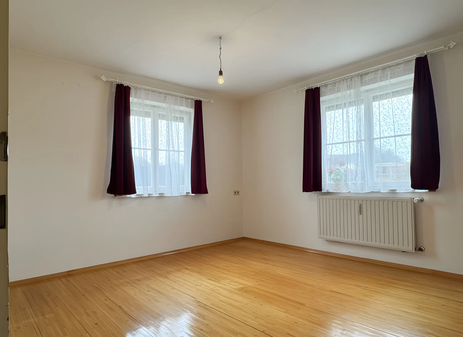 Schlafzimmer OG