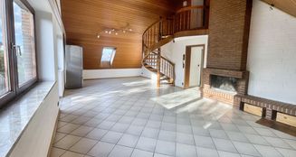 von_poll_real_estate_property_25053032_image_0