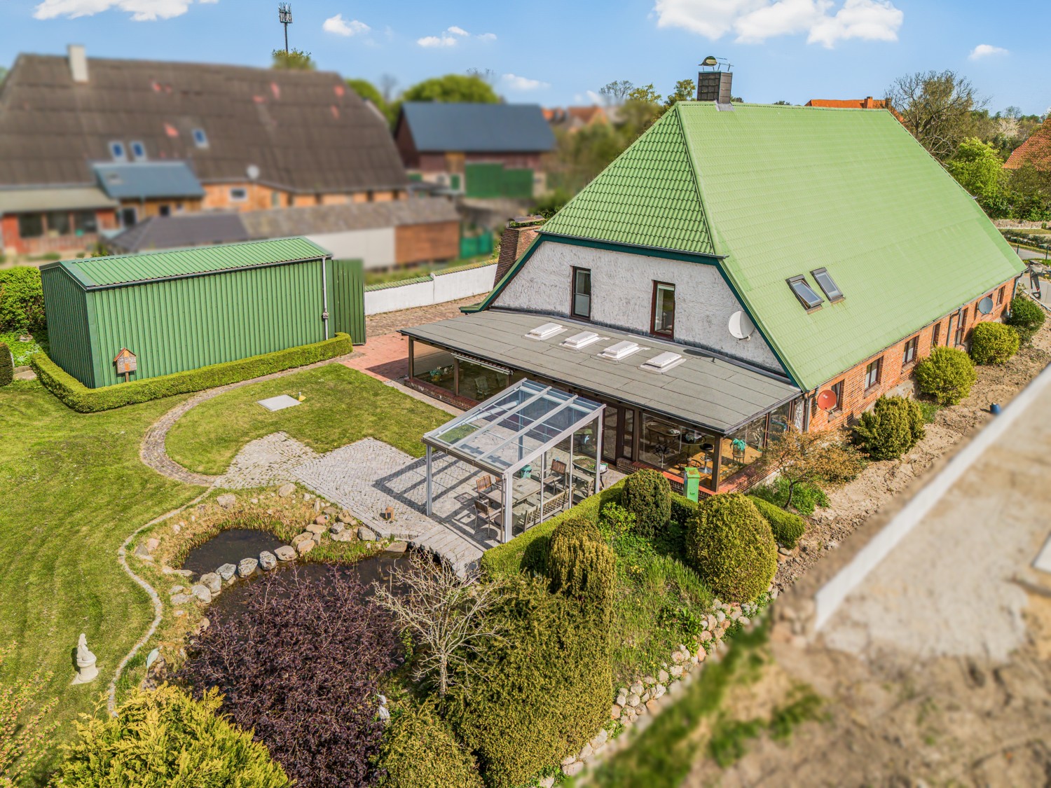 Haus und Garage