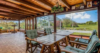 von_poll_real_estate_property_25053011_image_8