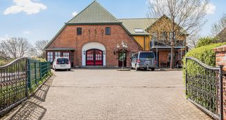 von_poll_real_estate_property_25053011_image_1