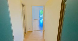 von_poll_real_estate_property_25053069_image_1
