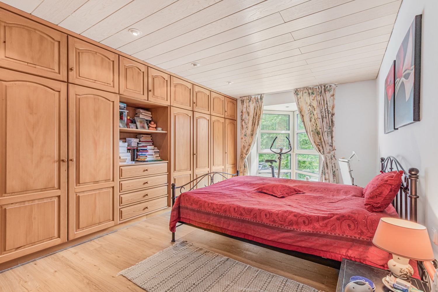 Schlafzimmer 1