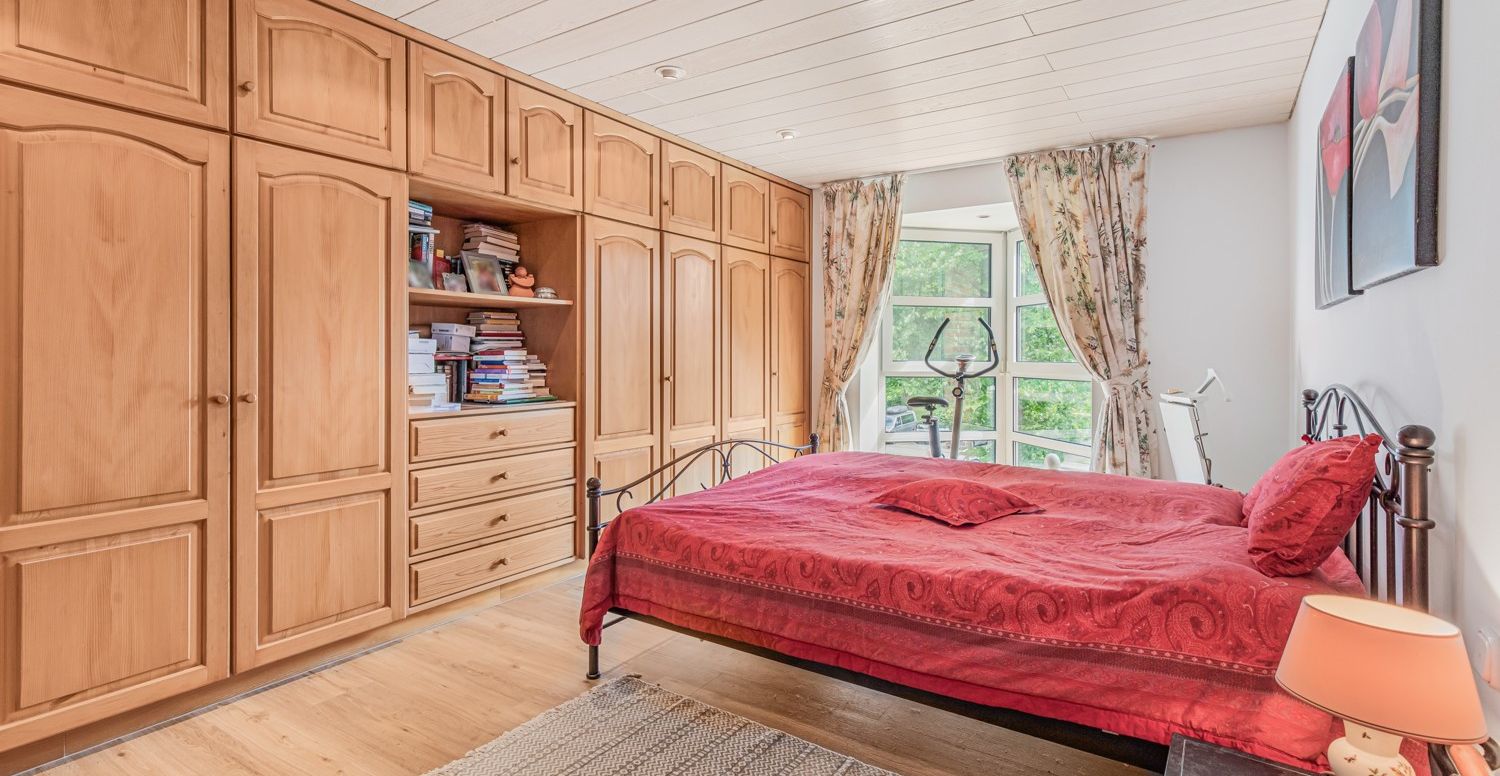 Schlafzimmer 1