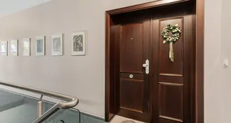 von_poll_real_estate_property_25053079_image_8