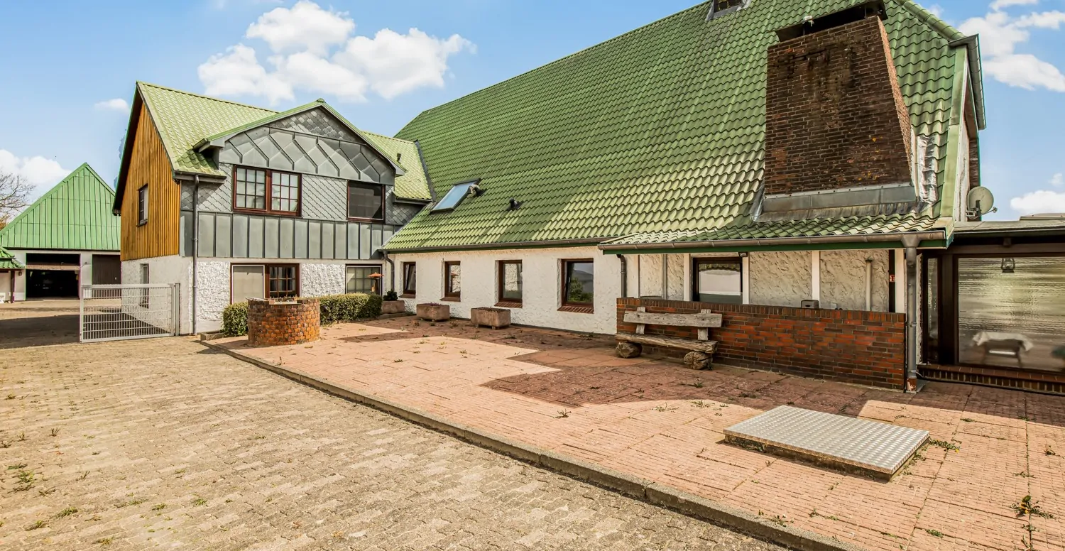 Hinterhof mit Brunnen