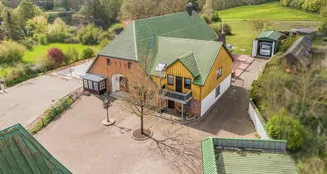 von_poll_real_estate_property_25053011.1_image_0