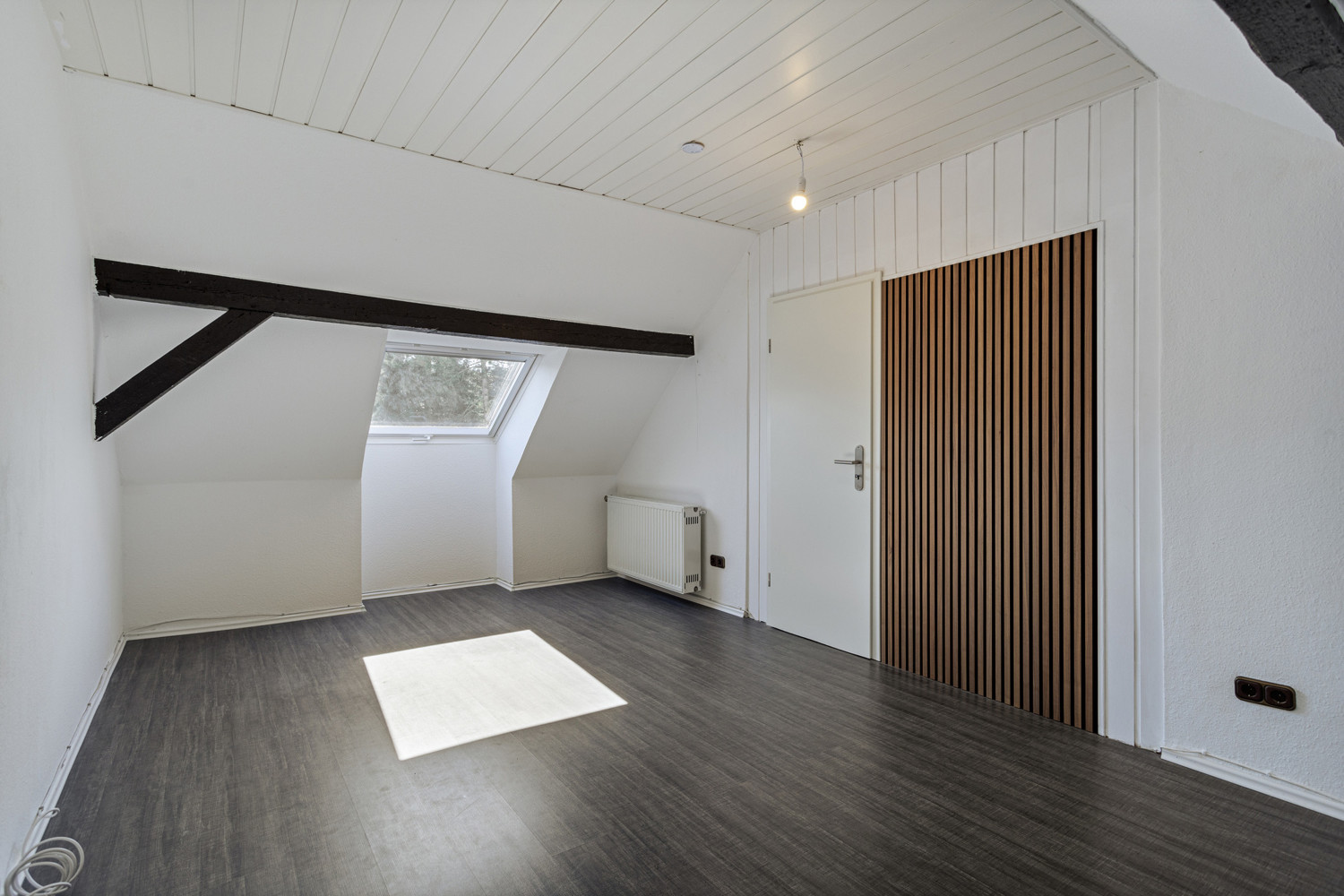 Schlafzimmer DG