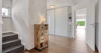 von_poll_real_estate_property_25283029_image_1