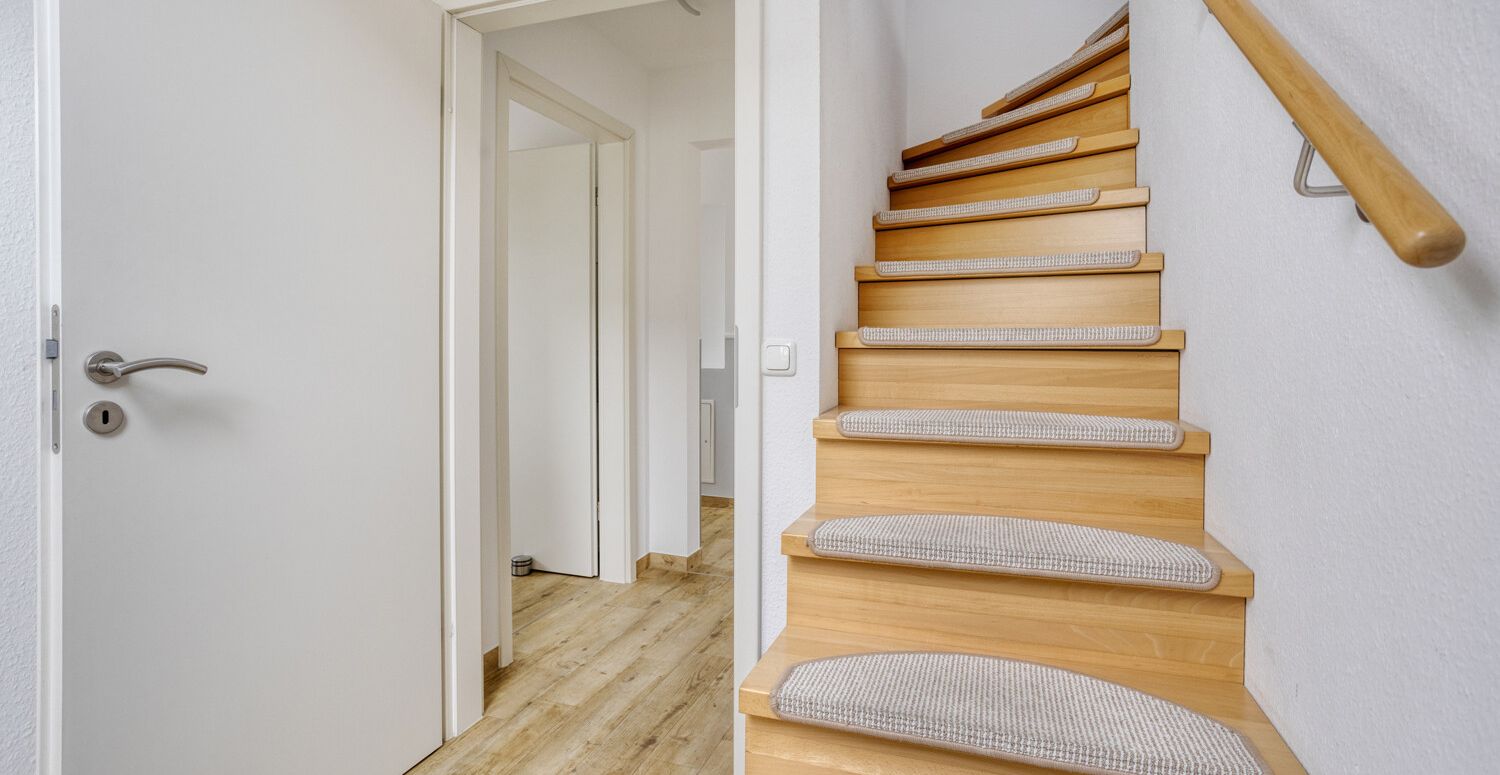 Treppe zum Dachgeschoss