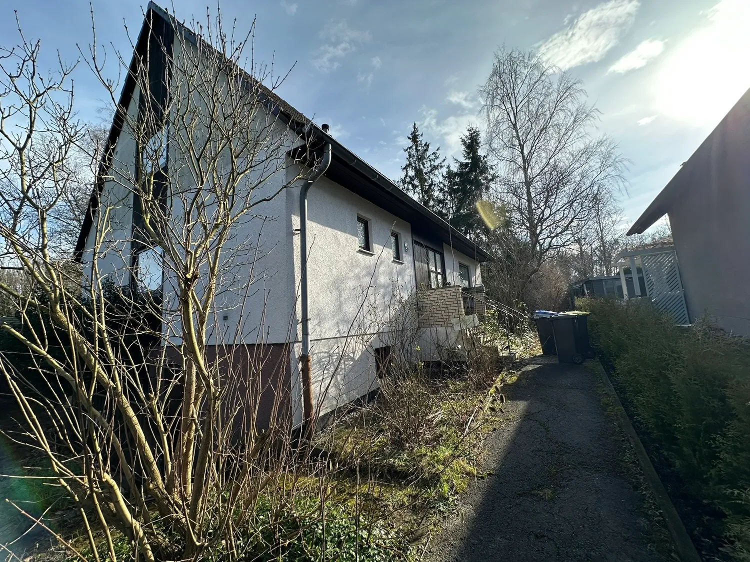Straßenansicht