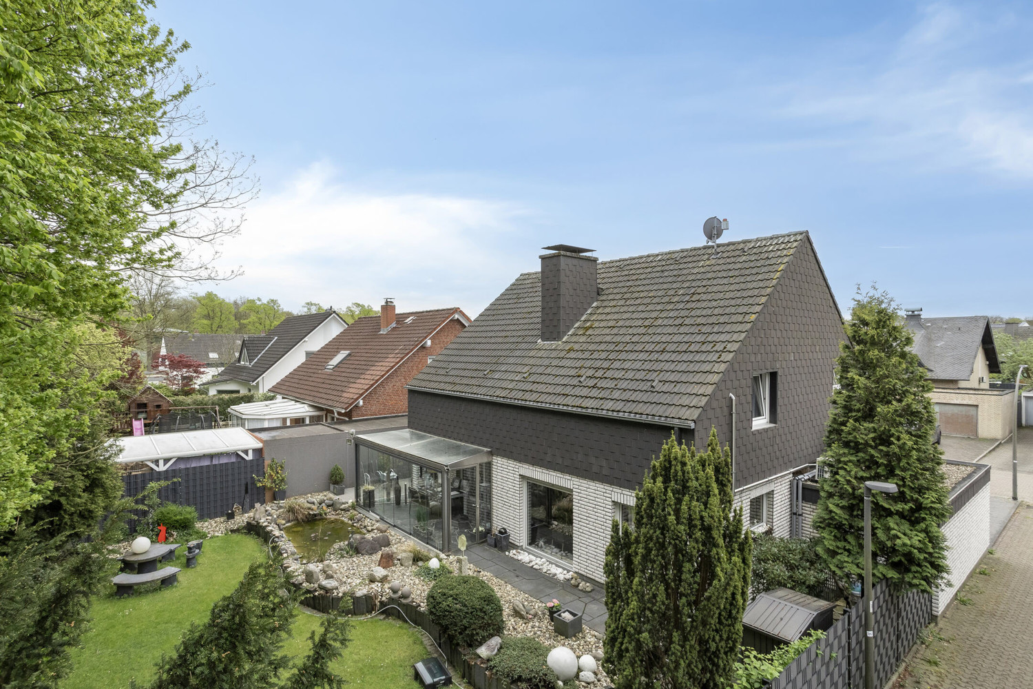 Gartenansicht Hoch Rechts