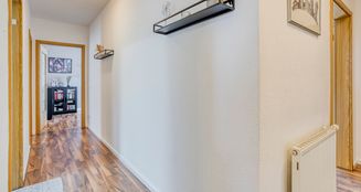 von_poll_real_estate_property_25283014_image_5