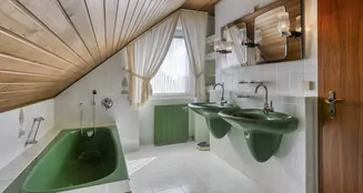 von_poll_real_estate_property_25283021_image_40