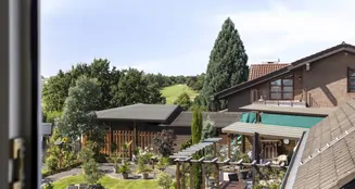 von_poll_real_estate_property_25283021_image_28